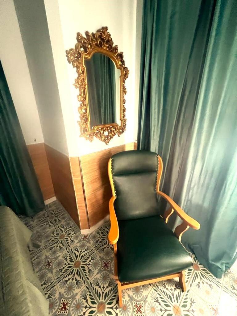 Esmeralda Apartment With Free Private Underground Parking Valencia Exterior foto